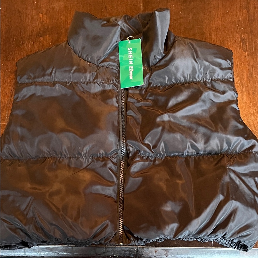 SHEIN Black Quilted Vest